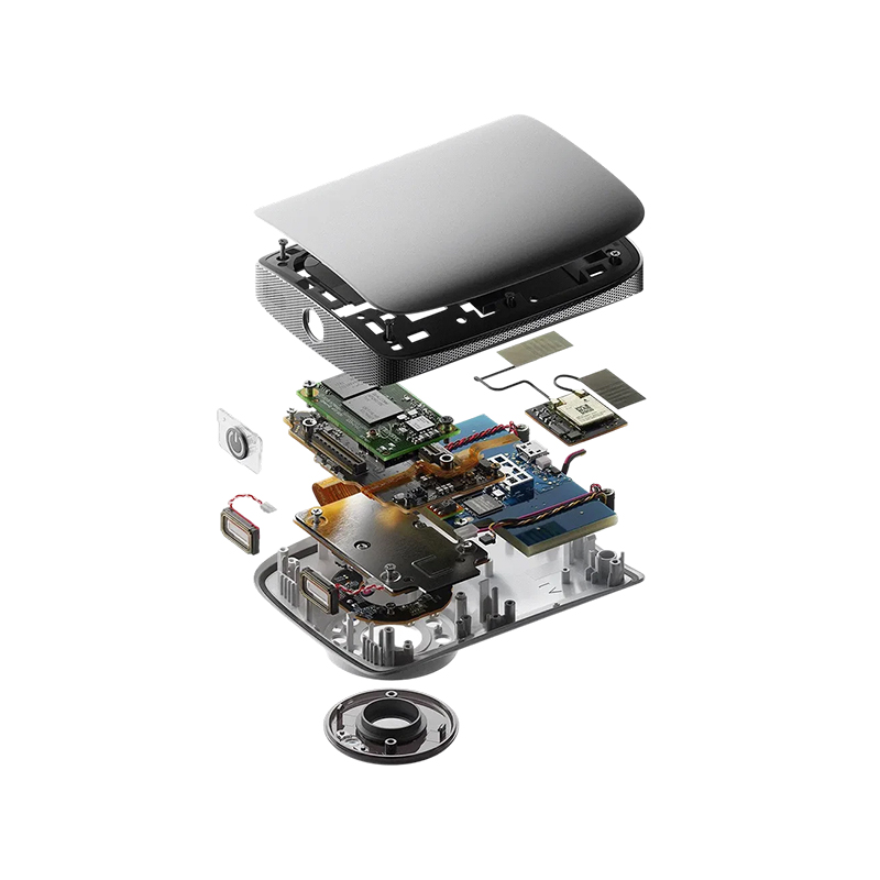 How do plastic mold parts for car navigation system frames achieve high-precision curved surfaces?